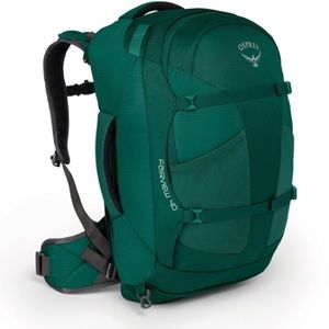 OSPREY farview 40 travel pack NWOT